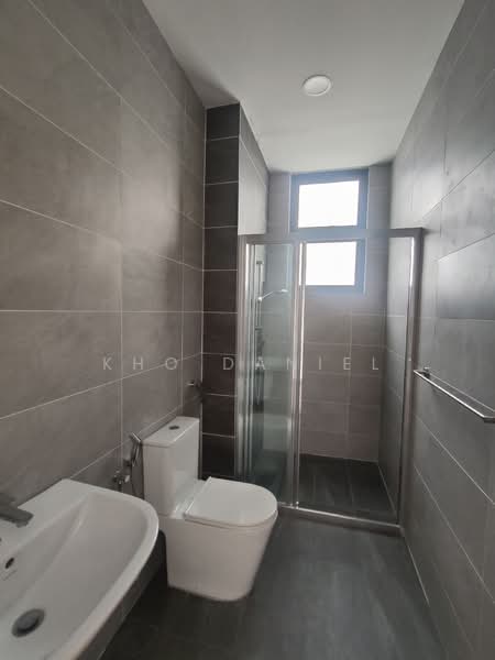 3-storey Terraced House for Rent in BANDAR PUCHONG JAYA (Puchong) - Kho Daniel - Bathroom - PropertyGuru.com.my