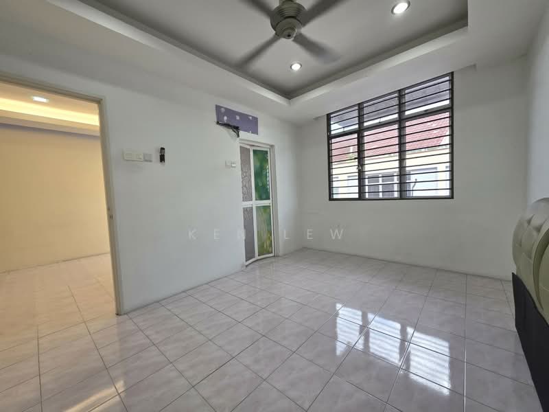 Apartment for Sale at Taman Orkid - Ken Lew - Living Room - PropertyGuru.com.my