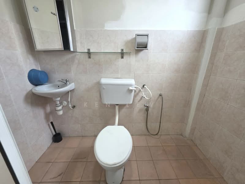 Apartment for Sale at Taman Orkid - Ken Lew - Bathroom - PropertyGuru.com.my