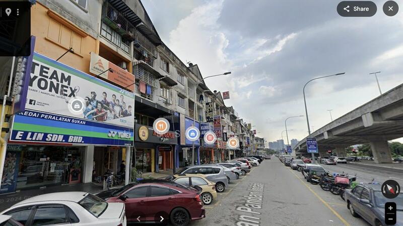 For Rent - ⭐ 1st flr ⭐ Corner ⭐ 3,300sf ⭐ Main Road Frontage ⭐