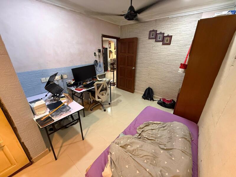 Damai Perdana, Corner Lot, 2163sf Land, Fully Renovated, Good Condition untuk Untuk Dijual - RM 900,000, Feb 2026 - PropertyGuru.com.my