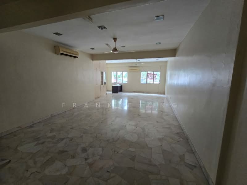 Untuk Disewa - Taman Midah