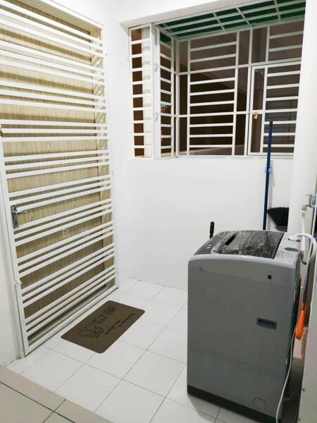 Untuk Disewa - The Clovers