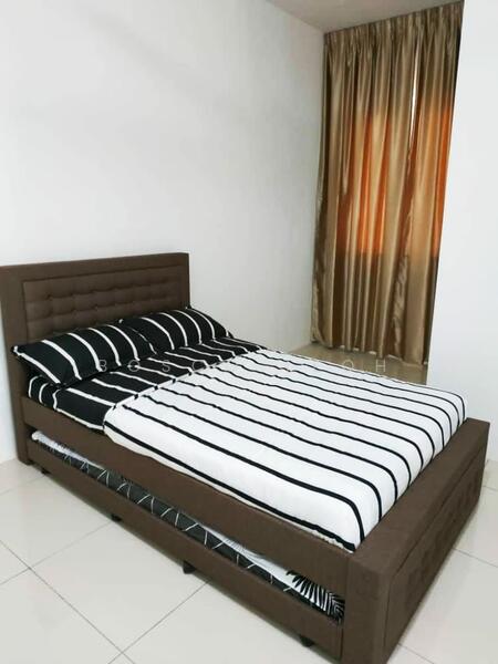 Untuk Disewa - The Clovers