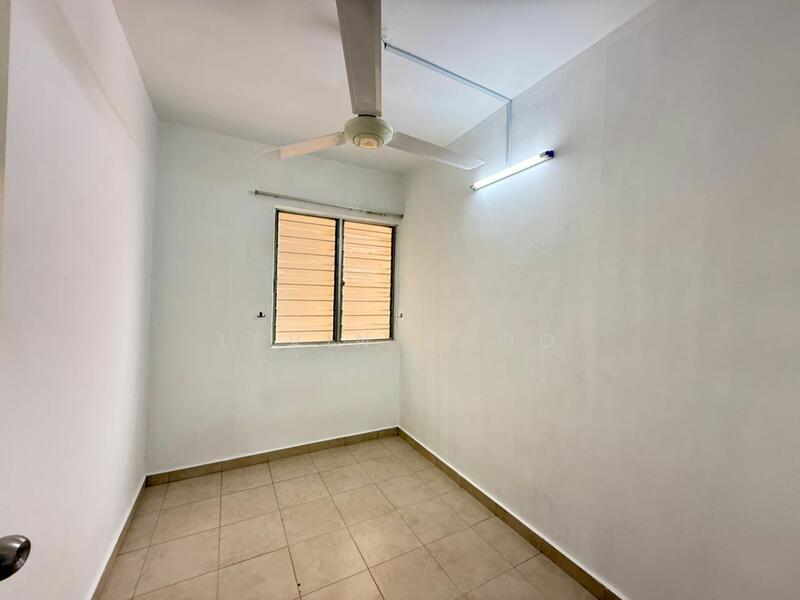 Untuk Dijual - PPR Kampung Baru Air Panas