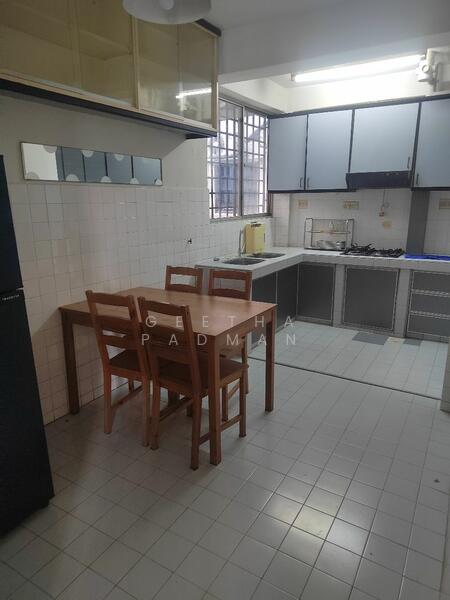 Untuk Dijual - 1K Tricourt