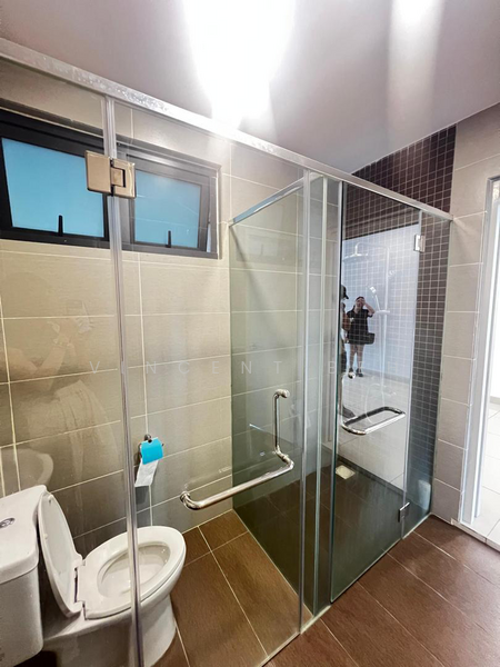 For Rent - Pacific Star