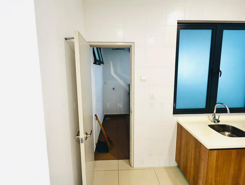 For Rent - Pacific Star