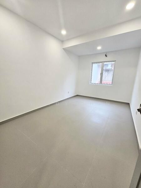 For Sale - TAMAN PUCHONG UTAMA