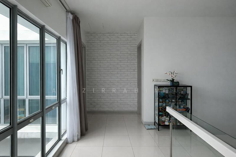 For Sale - Partly Furnish 2 Storey Superlink House Liu Li