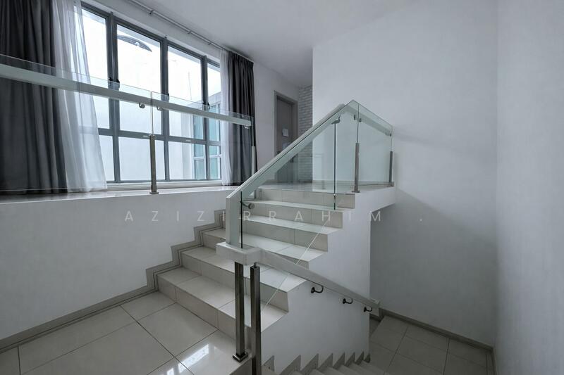 For Sale - Partly Furnish 2 Storey Superlink House Liu Li
