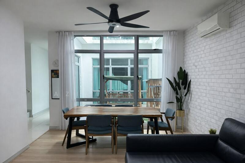 For Sale - Partly Furnish 2 Storey Superlink House Liu Li