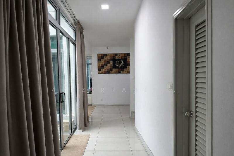 For Sale - Partly Furnish 2 Storey Superlink House Liu Li