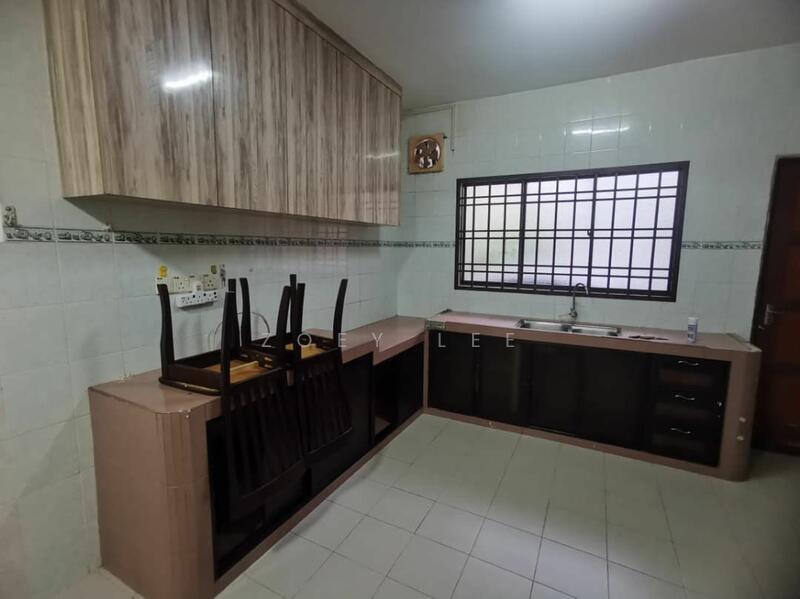 For Rent - 2-storey Terrace House at Taman Nusa Perintis 2