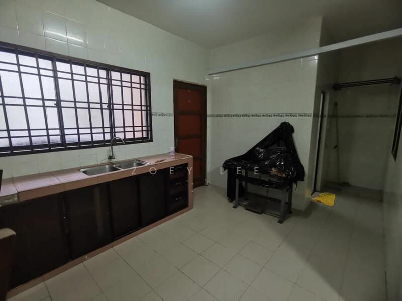 For Rent - 2-storey Terrace House at Taman Nusa Perintis 2