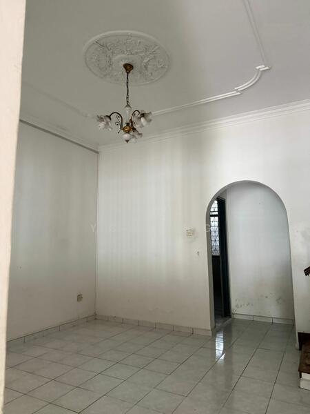 Untuk Disewa - Taman Johor Jaya