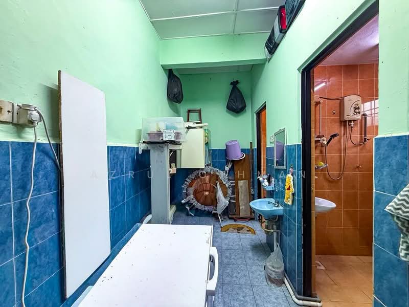 Rumah Teres 1 Tingkat untuk Dijual di Seremban (Negeri Sembilan) - Azrul Othman - Bathroom - PropertyGuru.com.my