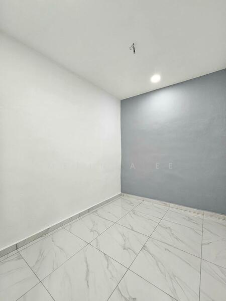 For Sale - Ulu Tiram Kampung Kiambang Renovated Single Storey Low Cost Terrace