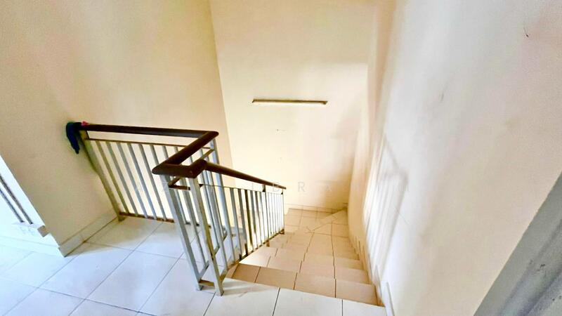 For Sale - Taman Tasik Semenyih (Semi D)