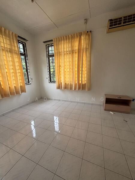 Untuk Disewa - Kulai Kulai Kulais