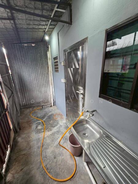 For Sale - Pekan Nana Pekans Nanas