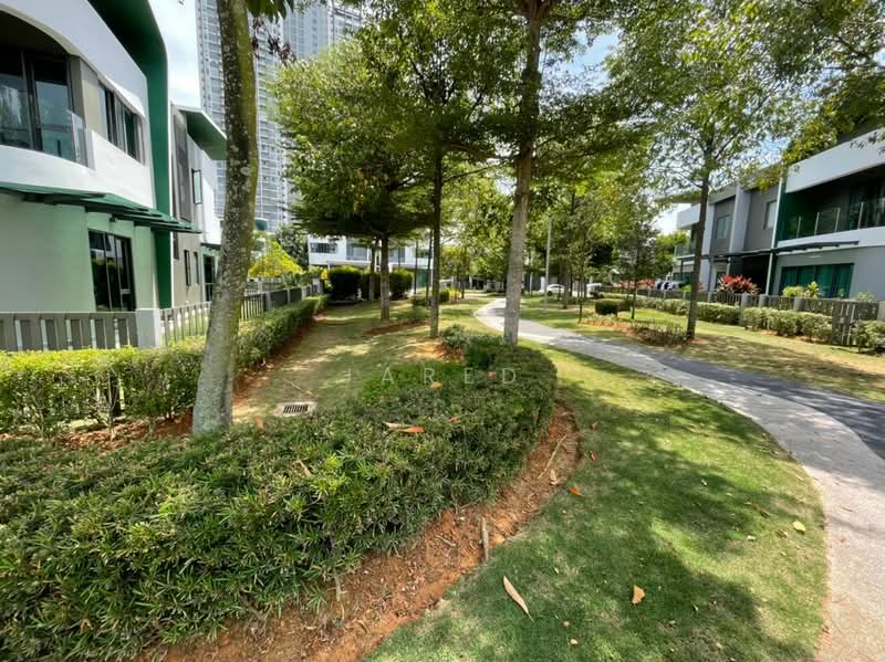 Rumah Berkembar untuk Dijual di Setia Eco Glades (Cyberjaya) - Jared Wong - PropertyGuru.com.my