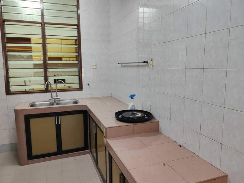 For Rent - 2-storey Terrace House at Bukit Indah