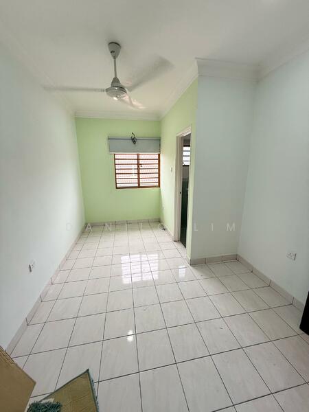 For Sale - Damai Perdana, 20x60, Full Reno, Gated Area, Flat Level, 9/10 Condition