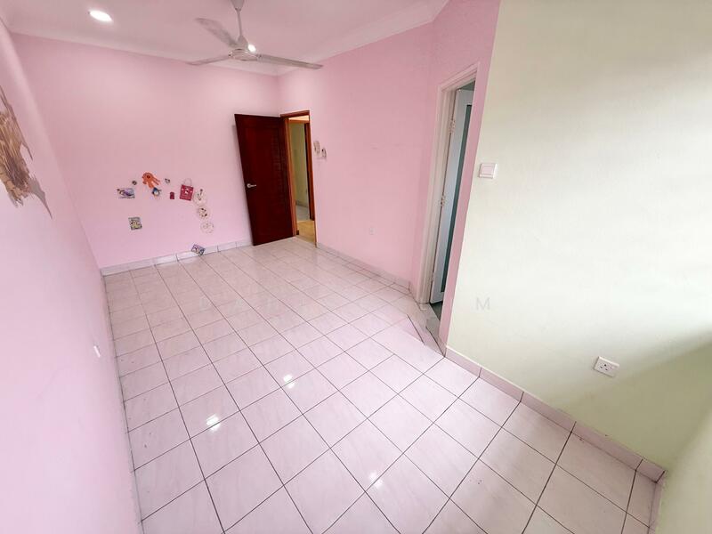 For Sale - Damai Perdana, 20x60, Full Reno, Gated Area, Flat Level, 9/10 Condition