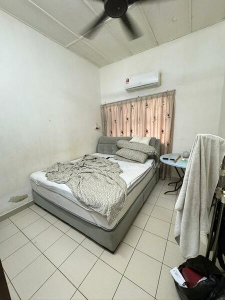 Untuk Disewa - (Available Feb + Partly Furnished) 1 Sty Taman Sri Serdang @ Seri Kembangan