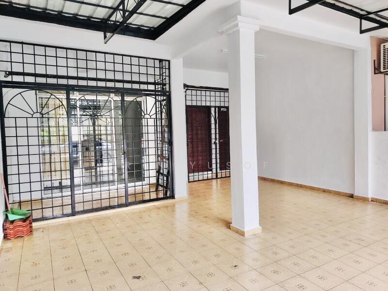 For Rent - Taman Dahlia (Bandar Baru Salak Tinggi)