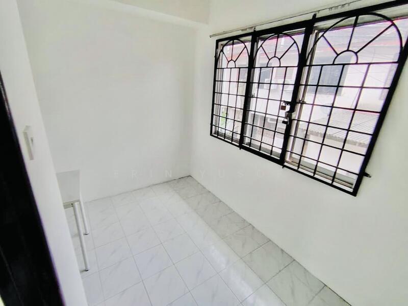 For Rent - Taman Dahlia (Bandar Baru Salak Tinggi)