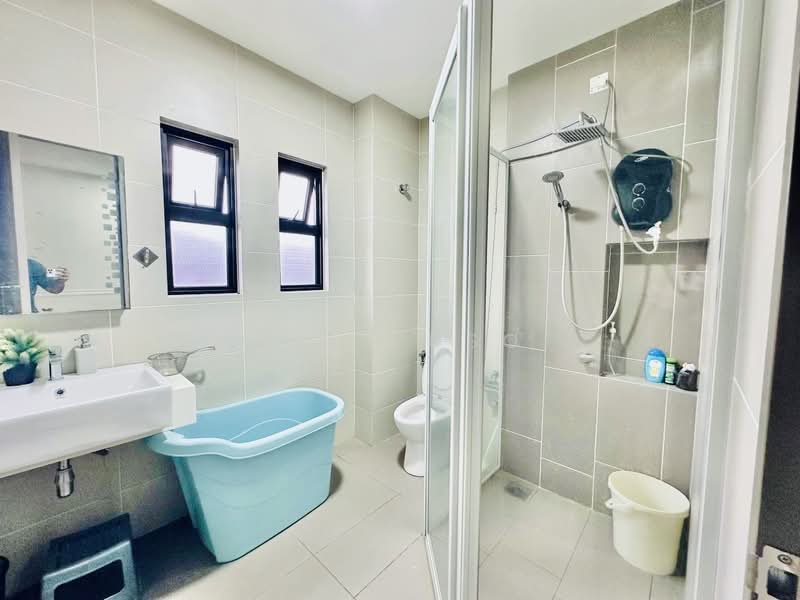 Rumah Bandar untuk Disewa di Kajang (Selangor) - Erin Yusof - Bathroom - PropertyGuru.com.my