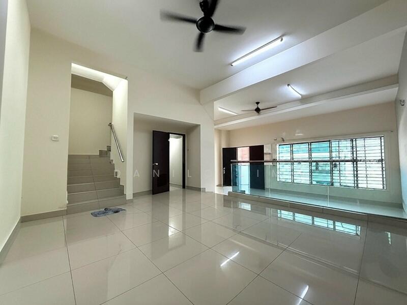For Sale - D' Premier II - Bandar Damai Perdana