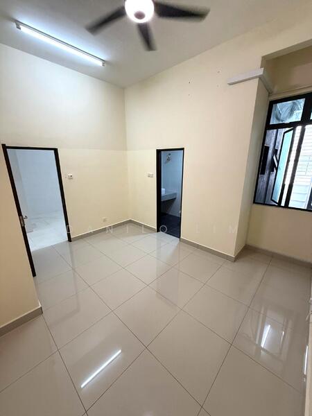 For Sale - D' Premier II - Bandar Damai Perdana