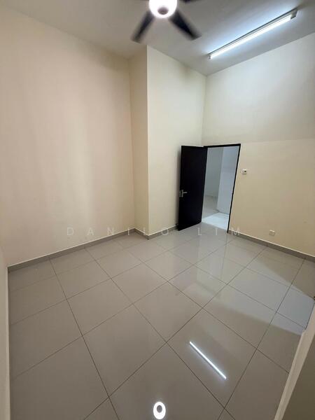 For Sale - D' Premier II - Bandar Damai Perdana