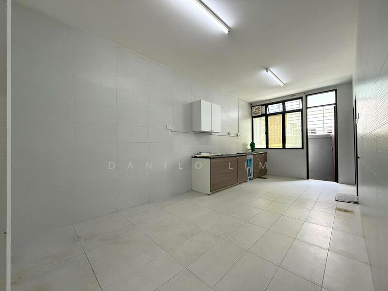 For Sale - D' Premier II - Bandar Damai Perdana