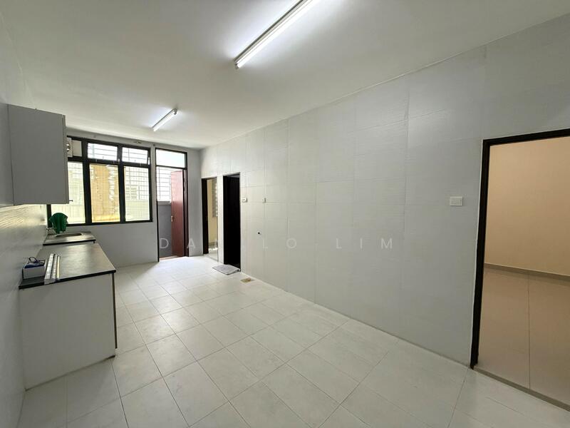 For Sale - D' Premier II - Bandar Damai Perdana