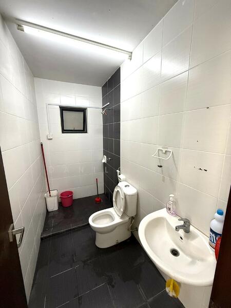 For Sale - D' Premier II - Bandar Damai Perdana