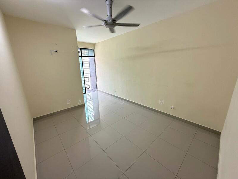 For Sale - D' Premier II - Bandar Damai Perdana