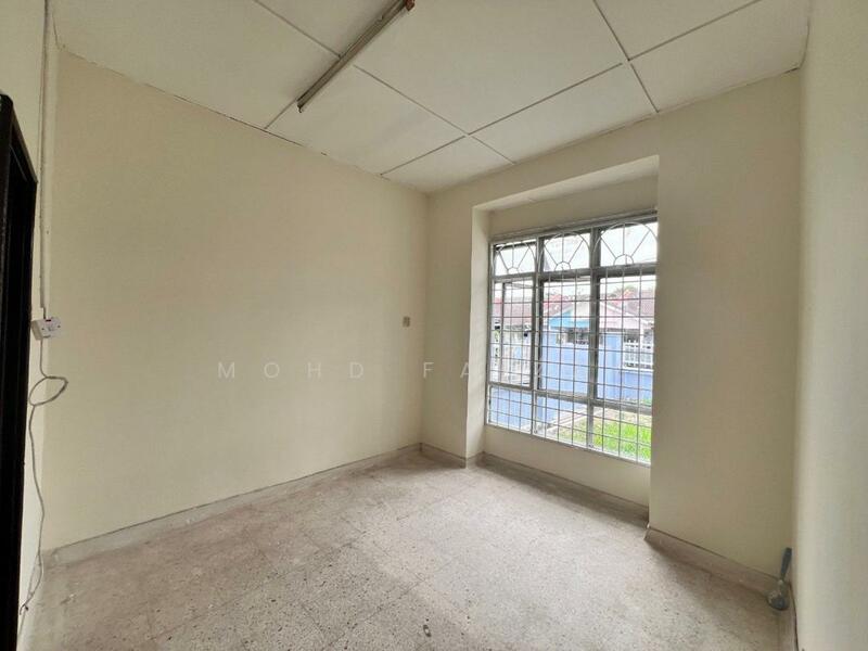 Untuk Dijual - Taman Desa Cempaka Nilai