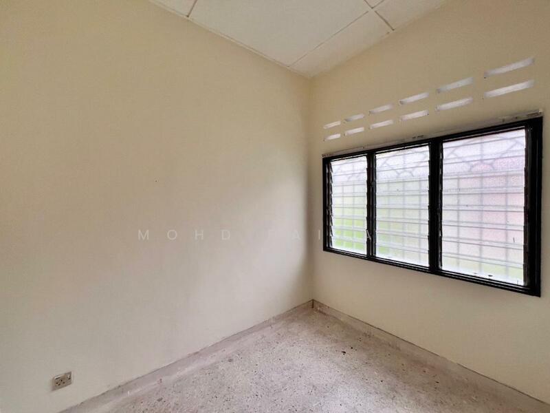 Untuk Dijual - Taman Desa Cempaka Nilai