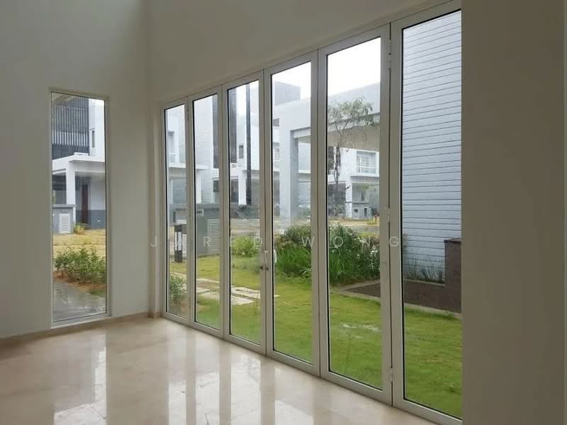 Rumah Banglo untuk Dijual di Lakefront Villa (Cyberjaya) - Jared Wong - PropertyGuru.com.my