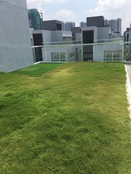 Rumah Banglo untuk Dijual di Lakefront Villa (Cyberjaya) - Jared Wong - PropertyGuru.com.my