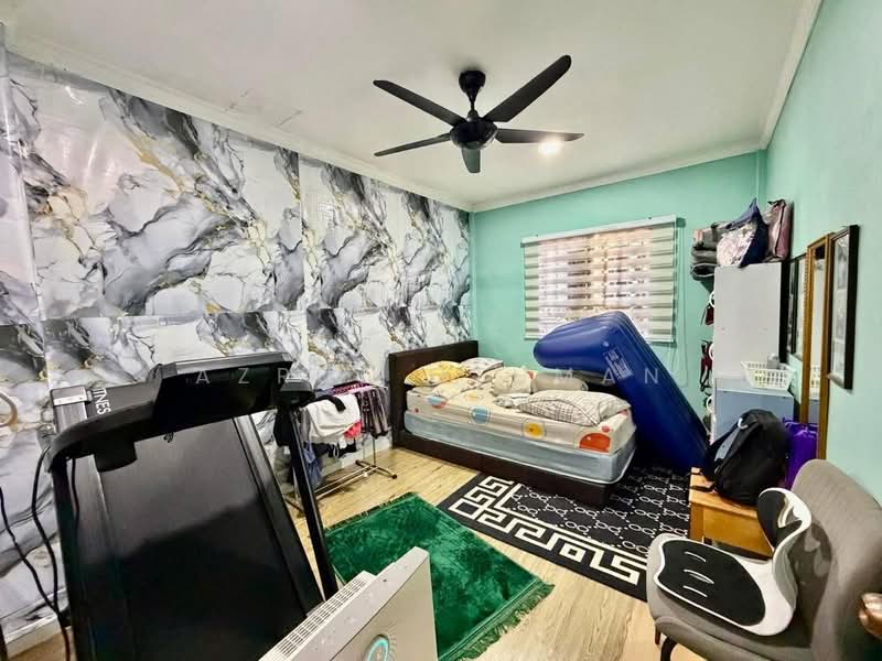 2-storey Terraced House for Sale in Taman Desa Orkid (Senawang) - Azrul Othman - Bedroom - PropertyGuru.com.my