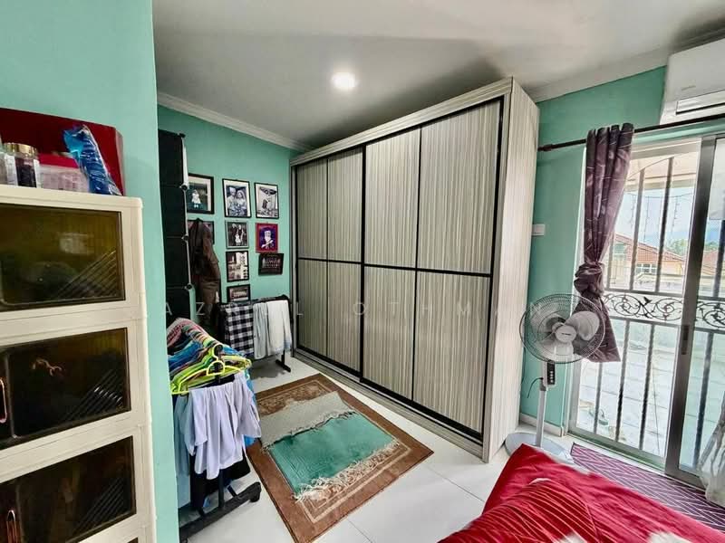 2-storey Terraced House for Sale in Taman Desa Orkid (Senawang) - Azrul Othman - Bedroom - PropertyGuru.com.my
