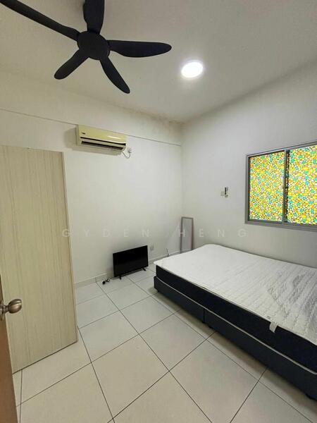 For Sale - Akademik Suite