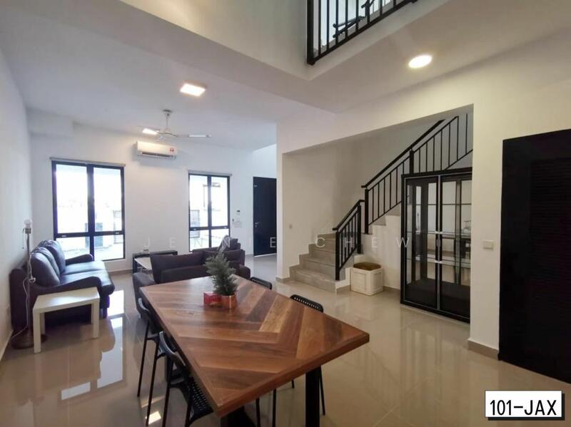 For Sale - Terraced House at Setia Utama