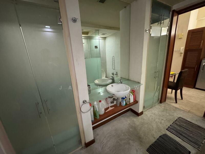 For Rent - 10 Semantan Suites