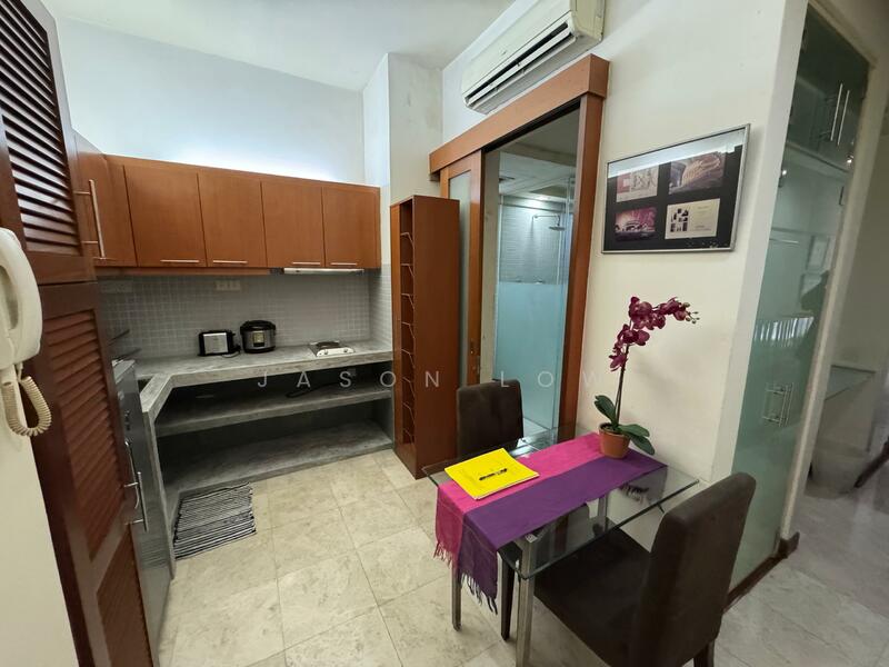 For Rent - 10 Semantan Suites